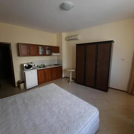 Apartment In Rose Garden Sunny Beach
